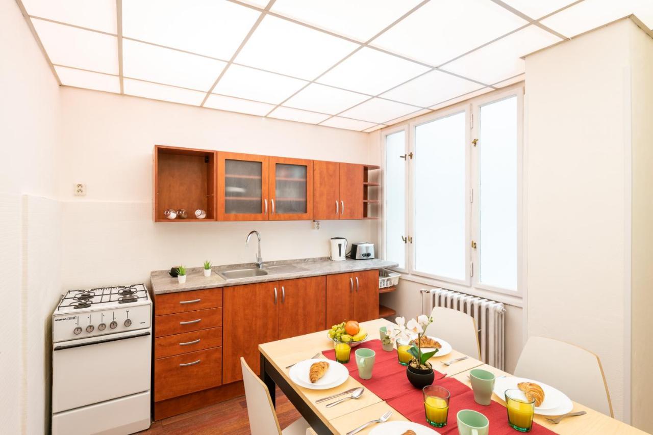 Narodni Apartments Прага Экстерьер фото